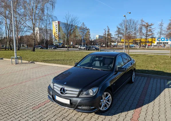 podkarpackie Mercedes-Benz Klasa C cena 36500 przebieg: 228759, rok produkcji 2011 z Rzeszów